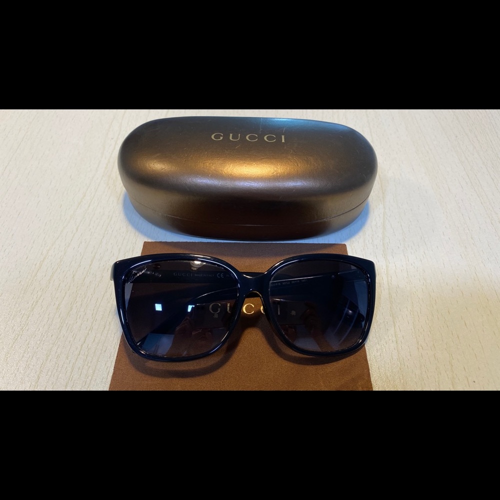 Women’s Gucci sunglasses (Asian fit)